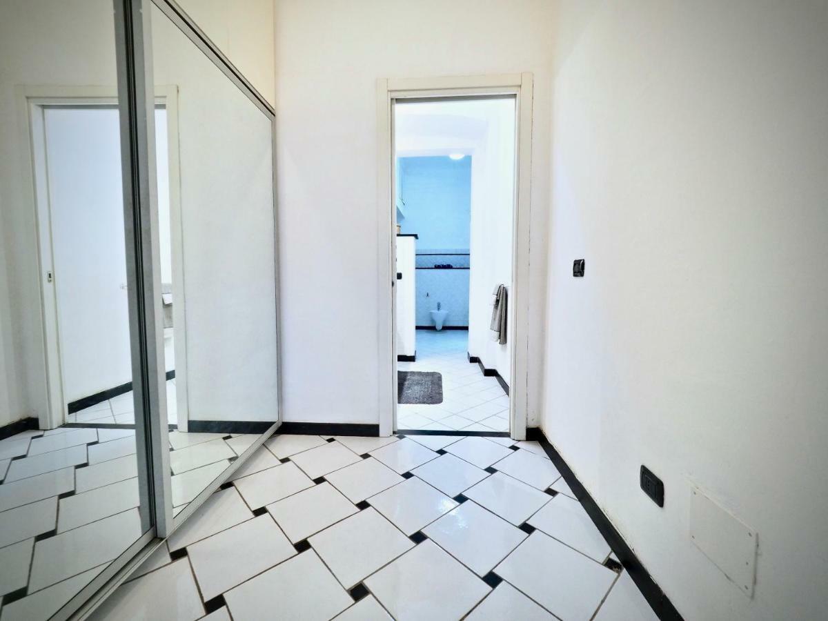 Dimora Di Famagosta Centro - Genovabnb It Apartment Luaran gambar