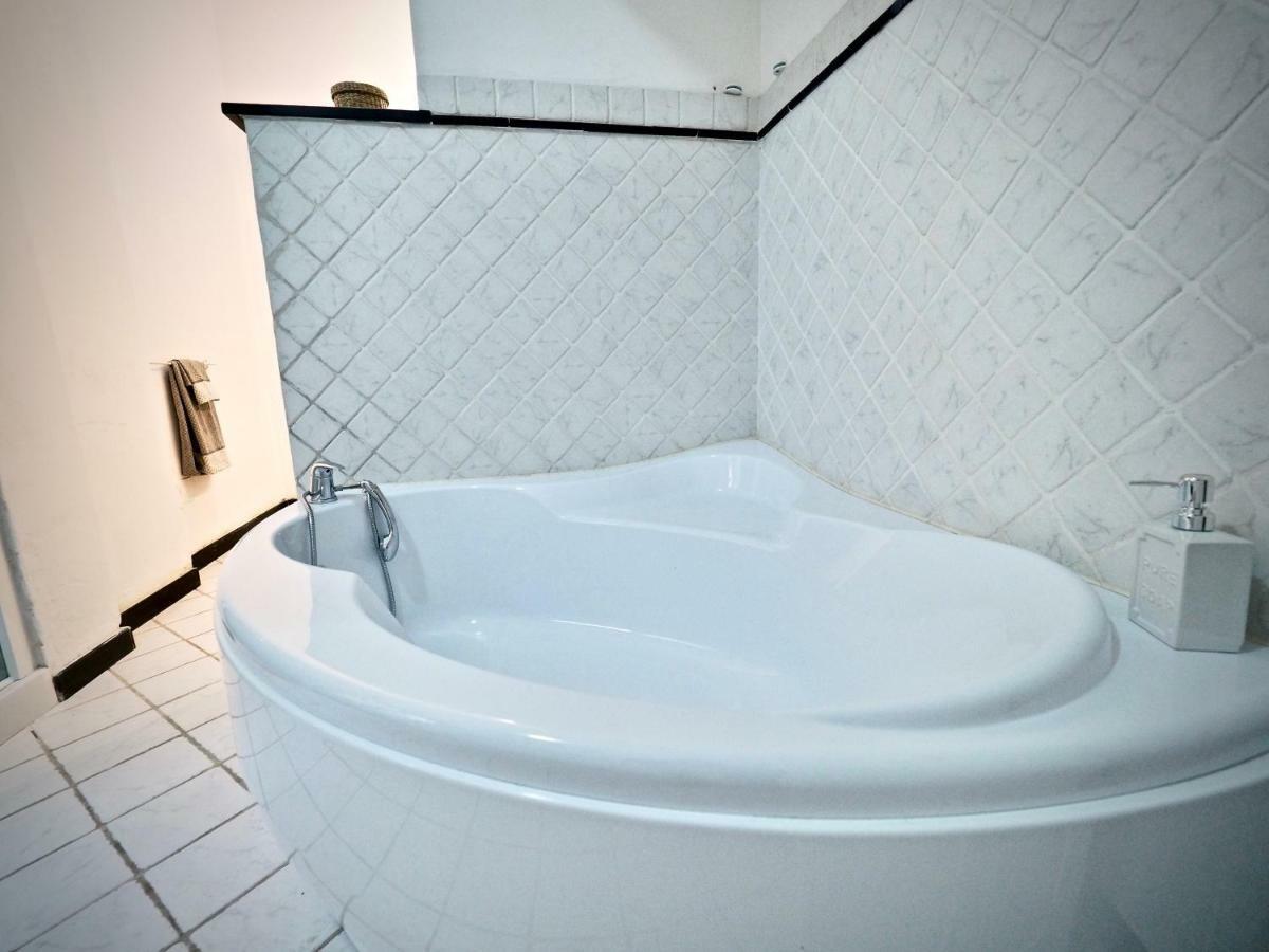 Dimora Di Famagosta Centro - Genovabnb It Apartment Luaran gambar
